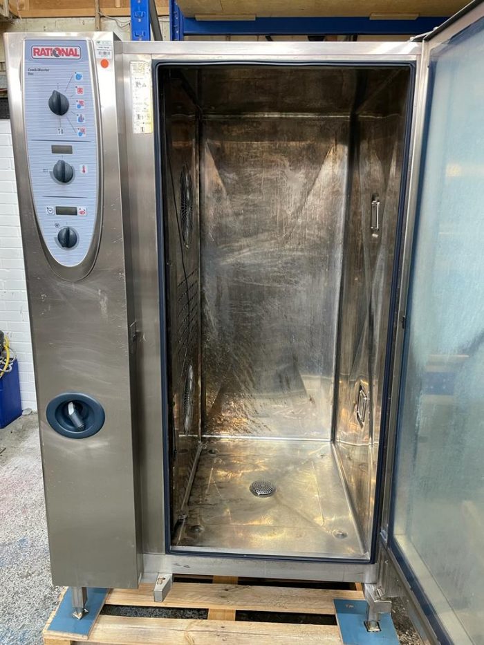 WhatsApp Image 2023 06 19 at 10.28.38 4 Rational CombiMaster (CM), 20-2/1/G (40-Grid Gas Combi Oven)