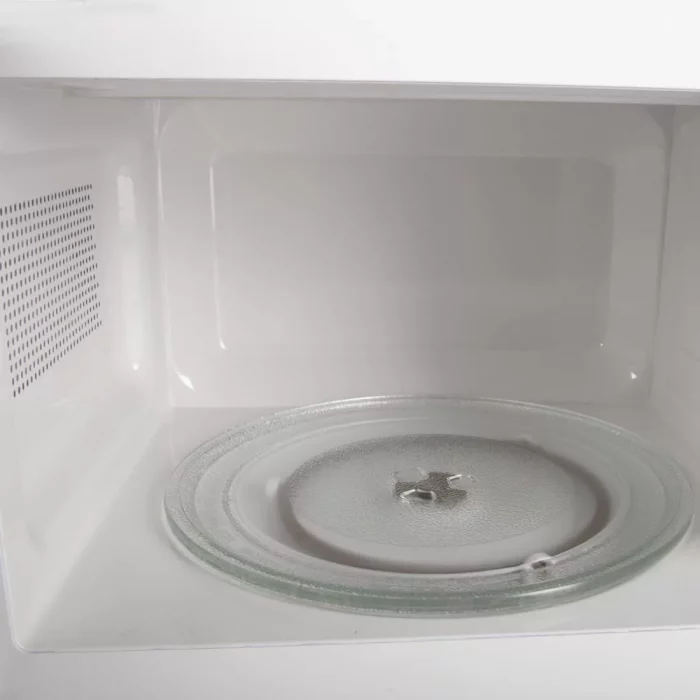 Caterlite Compact Microwave 17ltr 700W - Image 3