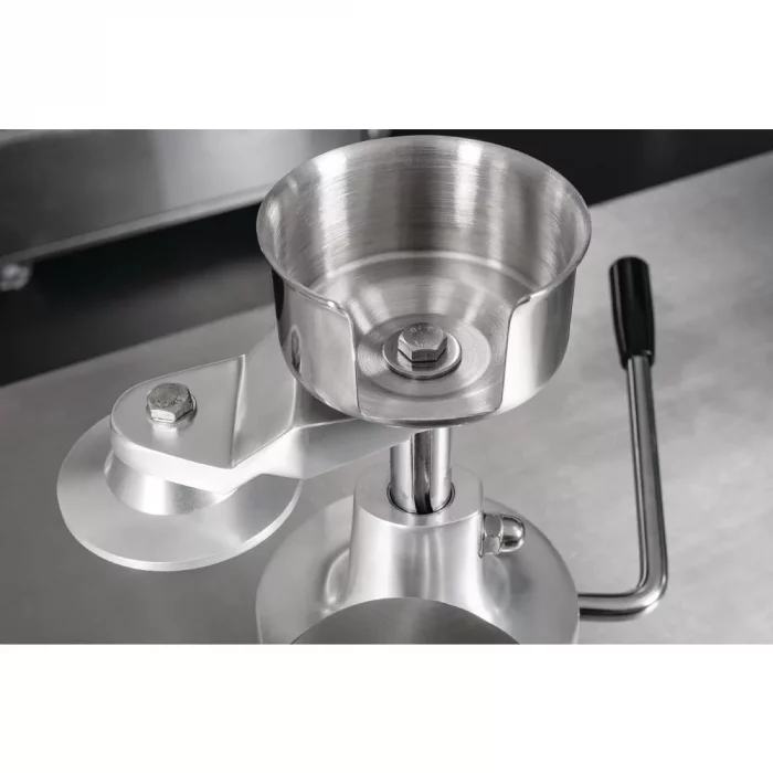 Buffalo Manual Hamburger Press - Image 2