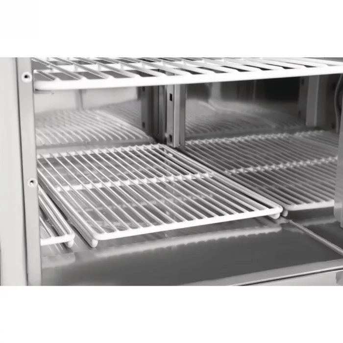 Polar G-Series Pizza Prep Counter Fridge 390Ltr - Image 2