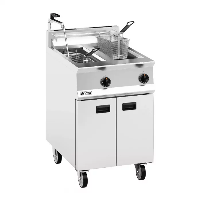 Lincat Opus 800 Twin Tank Twin Basket Free Standing Propane Gas Filtration Fryer OG8111/OP - Image 1