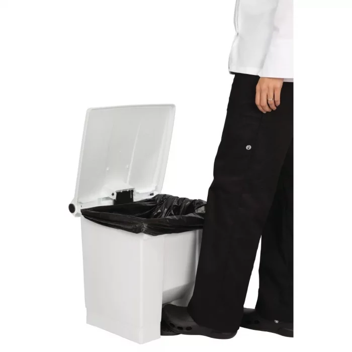 Rubbermaid Step On Pedal Bin White 30.5Ltr - Image 2