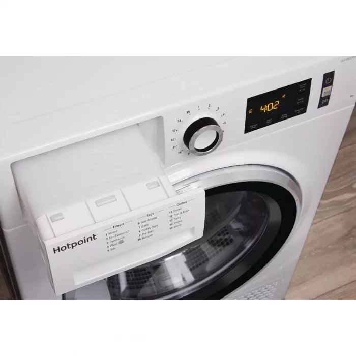 Hotpoint ActiveCare Heat Pump Tumble Dryer NT M11 82XB - Image 8