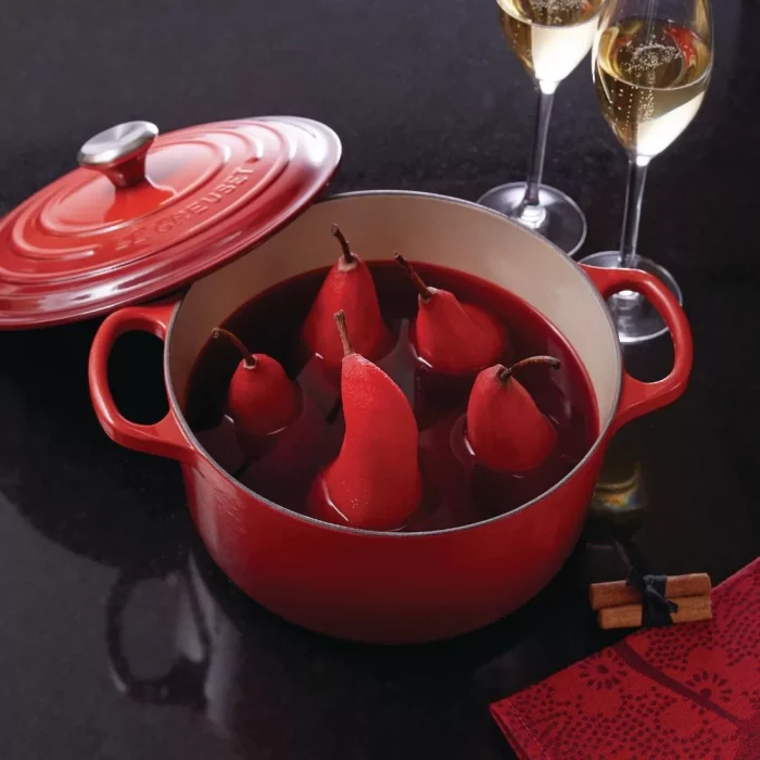 Le Creuset Cast Iron Round Casserole Dish Cerise 20cm - Image 6