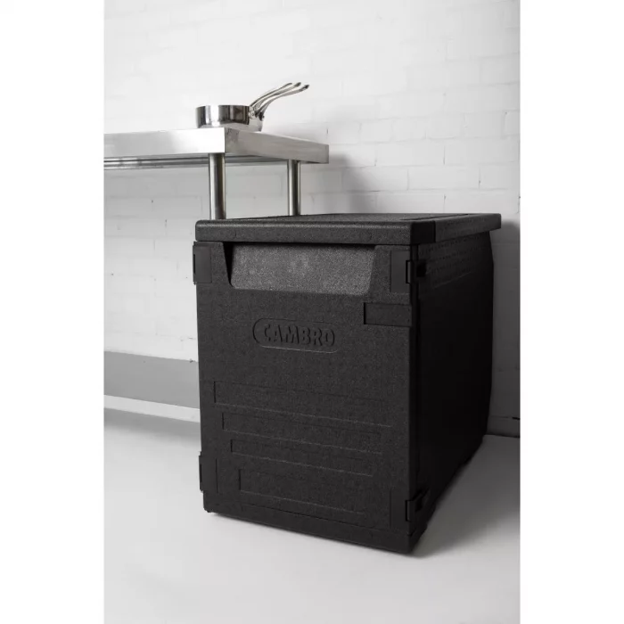 Cambro EPP Insulated Front Loading Food Pan Carrier 126 Litre with 6 Rails - Image 9