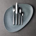 Churchill Studio Prints Raku Triangular Plates Topaz Blue 356mm (Pack of 6) - Image 3