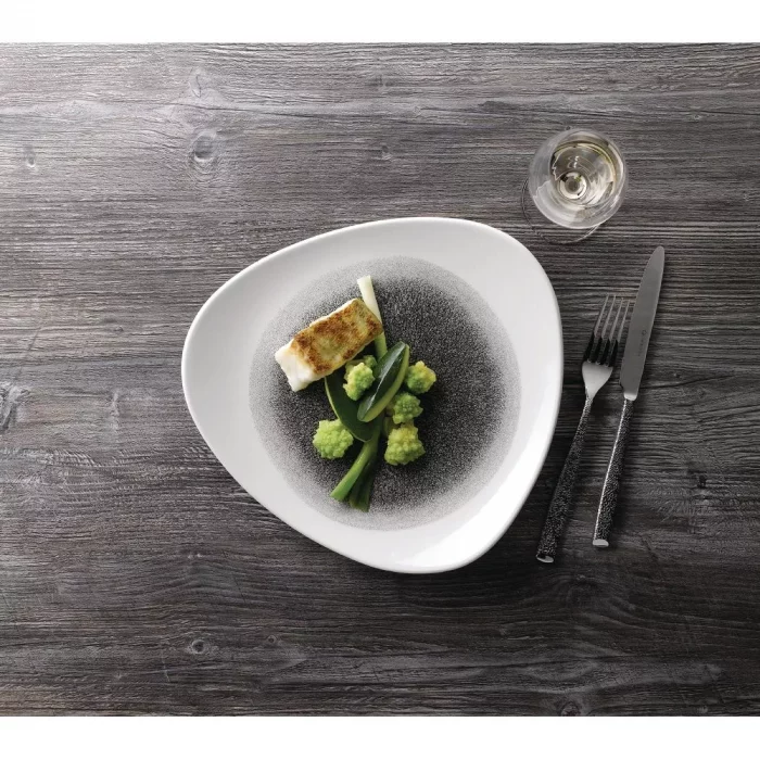 Churchill Studio Prints Raku Triangle Plates Quartz Black 265mm (Pack of 12) - Image 2