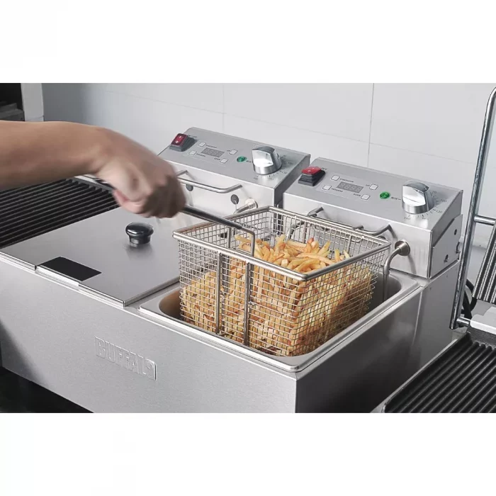 Buffalo Twin Tank Twin Basket 2x5Ltr Countertop Fryer with Timers 2x2.8kW - Image 5
