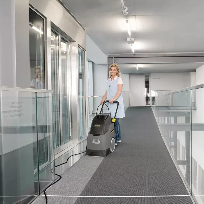 Karcher BRC 30/15 Carpet Cleaner - Image 3