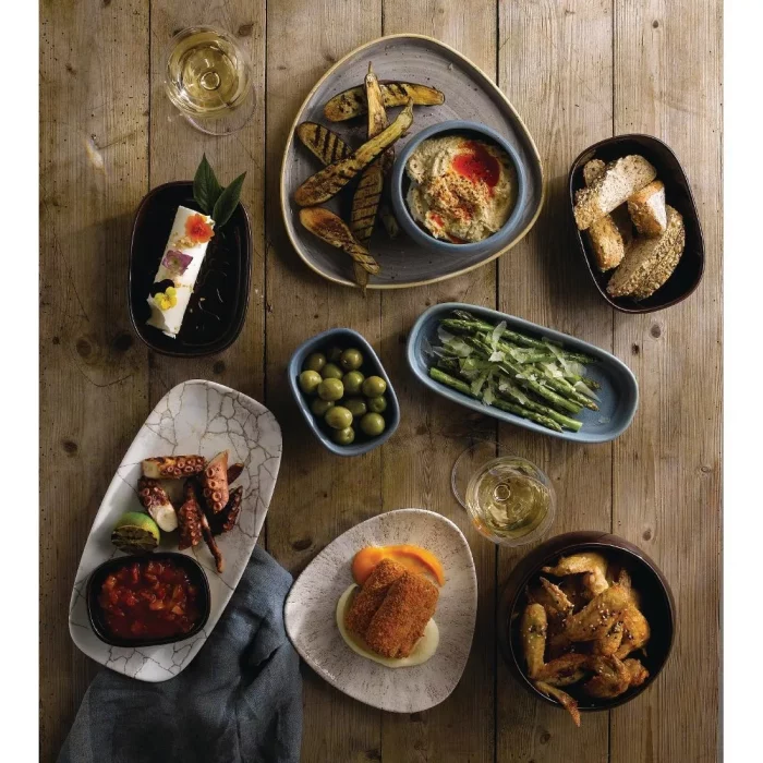 Churchill Studio Prints Kintsugi Agate Grey Chefs Oblong Plate 298 x 152mm (Pack of 12) - Image 4