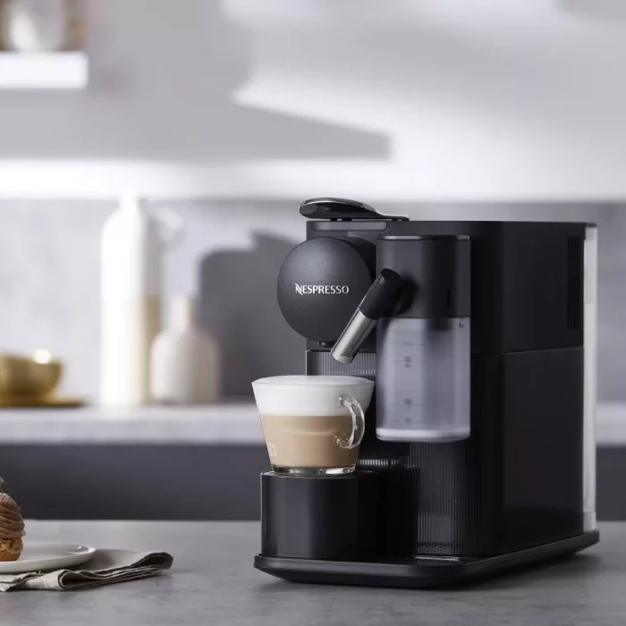 DeLonghi Nespresso Lattissima One Coffee Machine Black - Image 3
