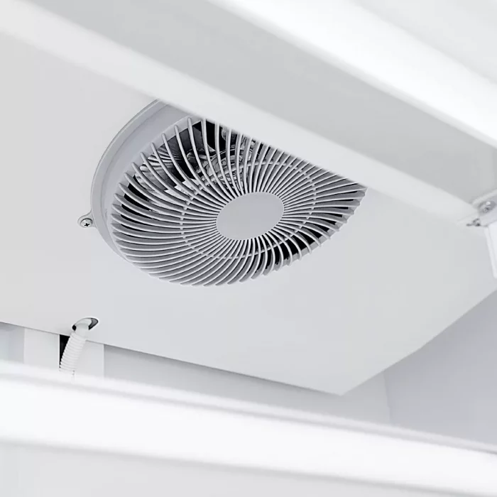 Polar G-Series Triple Door Upright Display Chiller - Image 4