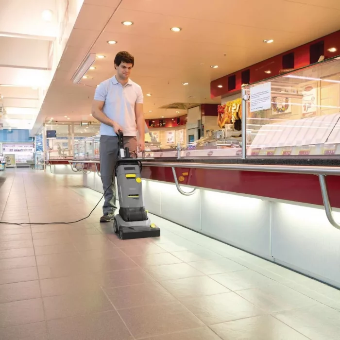 Karcher Compact Floor Scrubber Dryer - Image 2