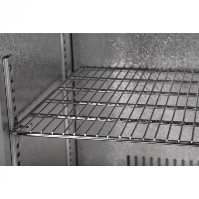 Polar G-Series Back Bar Cooler with Sliding Doors 208Ltr - Image 4