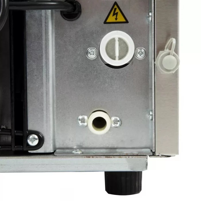 Polar G-Series Countertop Ice Machine 20kg Output - Image 10