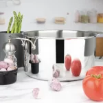 Vogue Stainless Steel & Aluminium Tri-Wall Stew Pan 28cm - Image 7