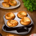 Tala Performance Eclipse Non-Stick Yorkshire pudding tin - Image 2
